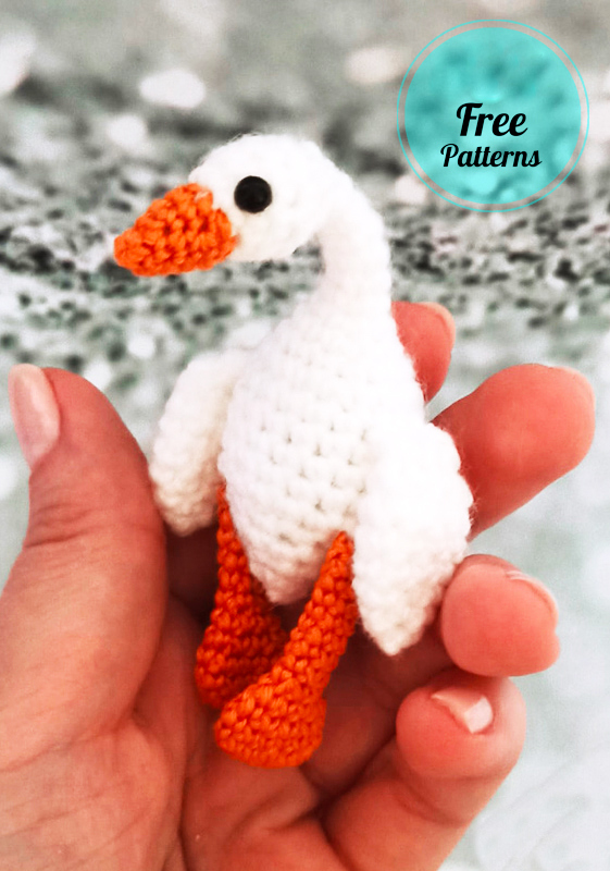 Amigurumi Mini Goose Free Pattern-1